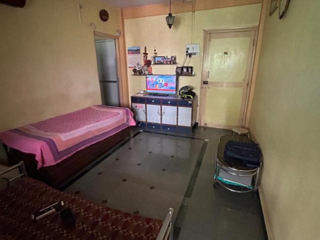 1 BHK Apartment in Mulund East for resale Mumbai. The reference number is 14656318