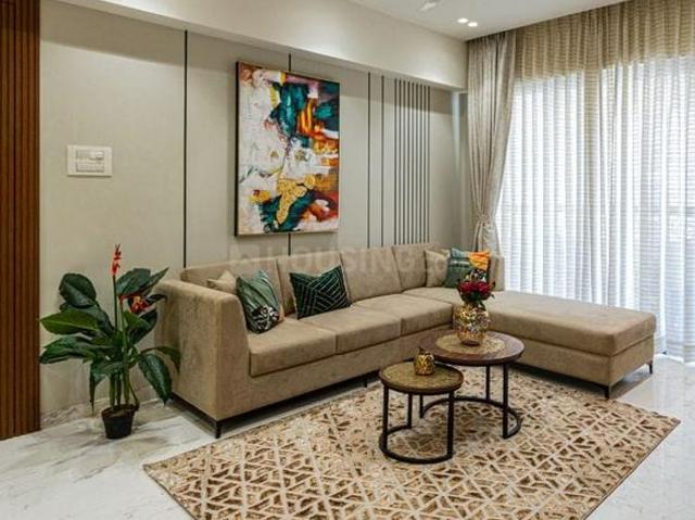 1 BHK Apartment in Mulund East for resale Mumbai. The reference number is 19894411