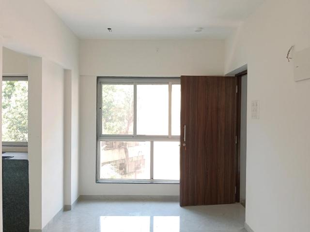 1 BHK Apartment in Mulund East for resale Mumbai. The reference number is 19309661