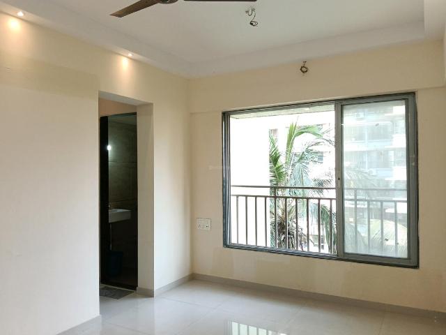 1 BHK Apartment in Mulund East for resale Mumbai. The reference number is 19317421