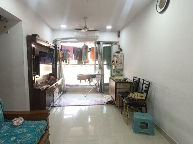 1 BHK Apartment in Mulund East for resale Mumbai. The reference number is 19365938