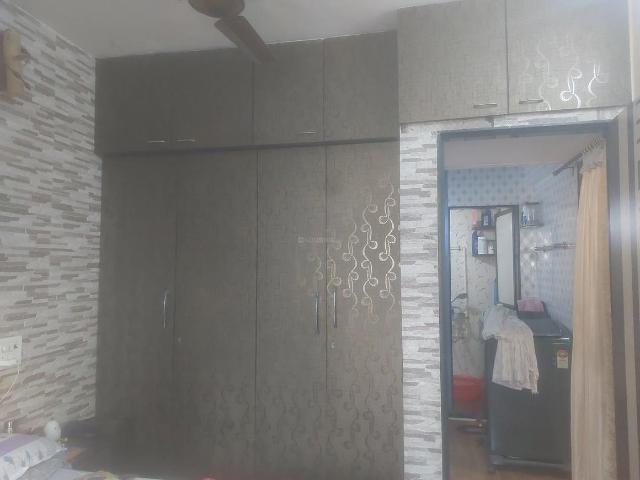 1 BHK Apartment in Mulund East for resale Mumbai. The reference number is 19387647