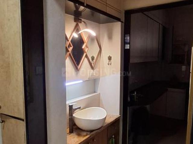 1 BHK Apartment in Mulund East for resale Mumbai. The reference number is 20089188
