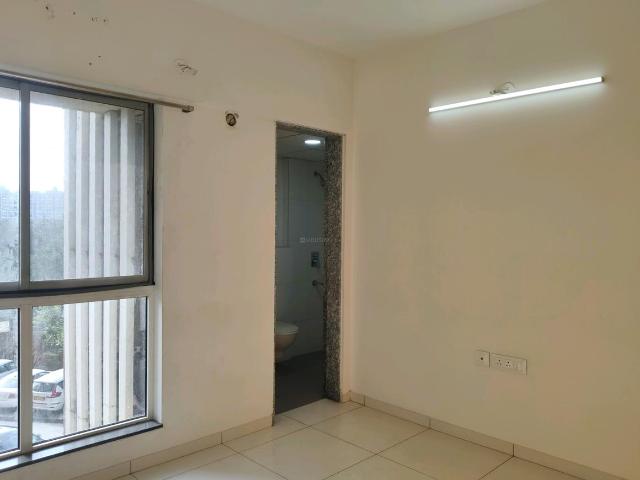 1 BHK Apartment in Mulund West for rent Mumbai. The reference number is 16581811
