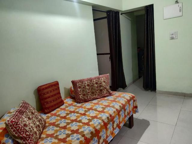 1 BHK Apartment in Mulund West for rent Mumbai. The reference number is 7916271