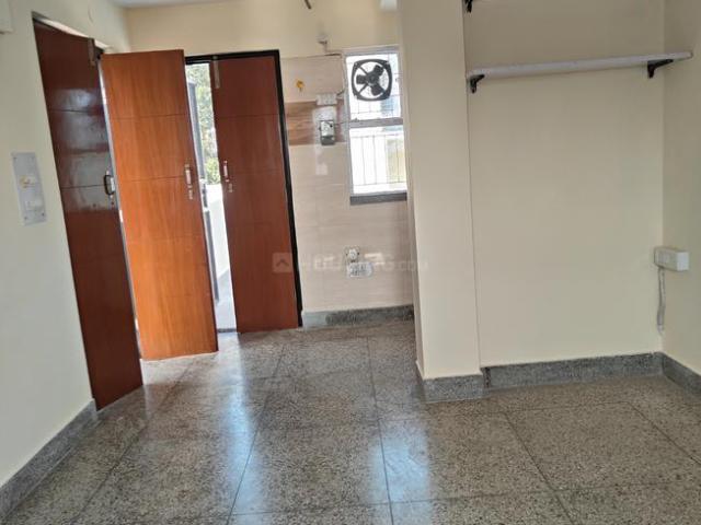 1 BHK Apartment in Munirka for rent New Delhi. The reference number is 20306164
