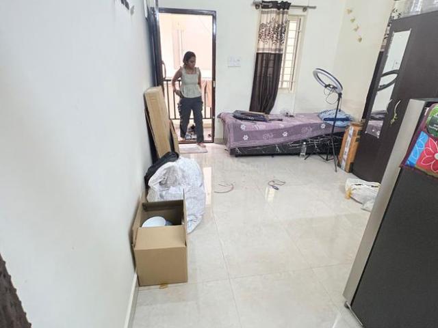 1 BHK Apartment in Murugeshpalya for rent Bengaluru. The reference number is 20381454