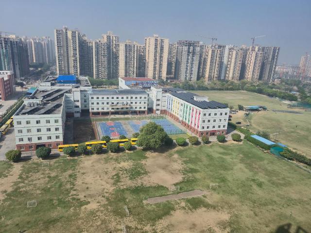 1 BHK Apartment in Noida Extension for rent Greater Noida. The reference number is 19931008