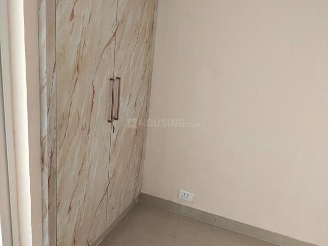 1 BHK Apartment in Noida Extension for rent Greater Noida. The reference number is 20400375