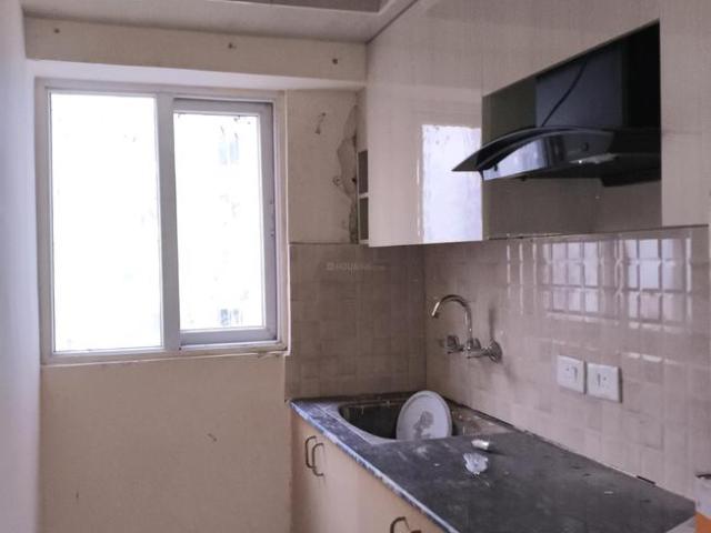 1 BHK Apartment in Noida Extension for resale Greater Noida. The reference number is 19330729