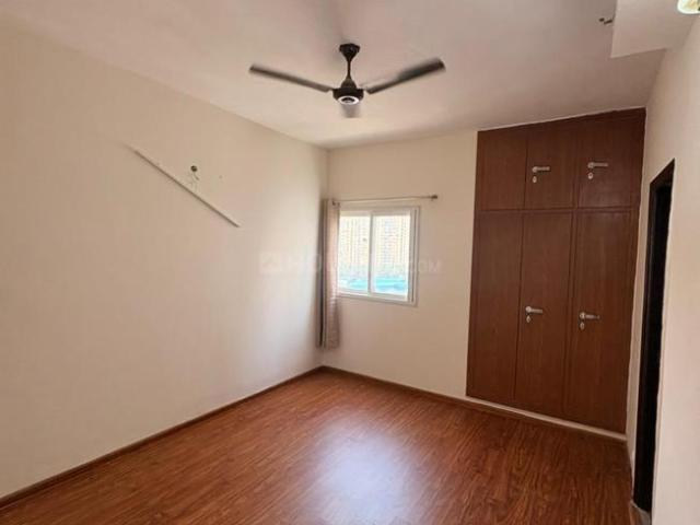 1 BHK Apartment in Noida Extension for resale Greater Noida. The reference number is 20473621