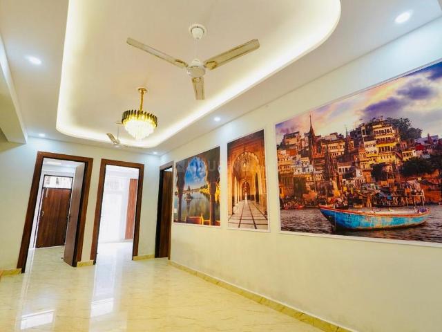 1 BHK Apartment in Noida Extension for resale Greater Noida. The reference number is 20550659