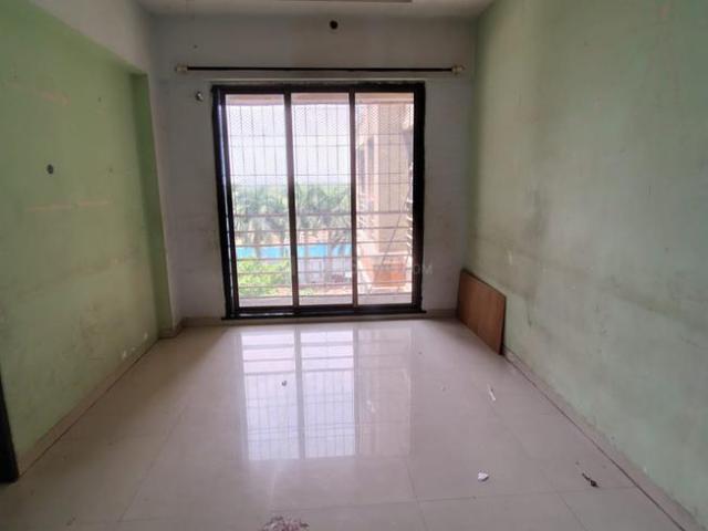 1 BHK Apartment in Naigaon East for rent Naigaon. The reference number is 18160356