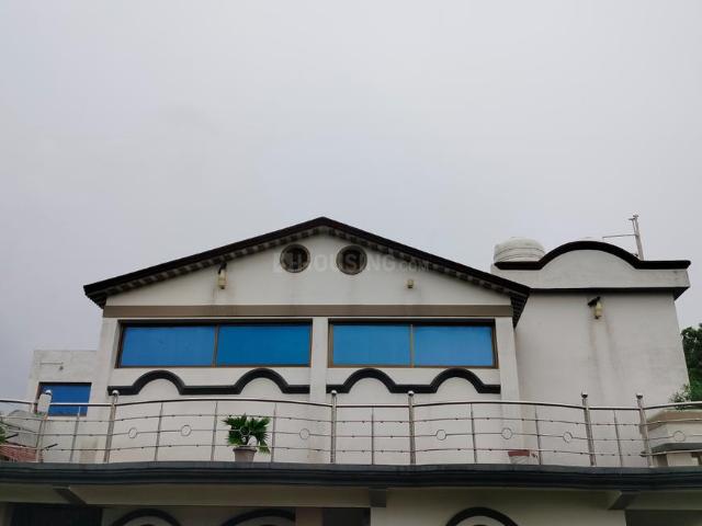 1 BHK Apartment in New Colony for rent Deoria. The reference number is 18472666