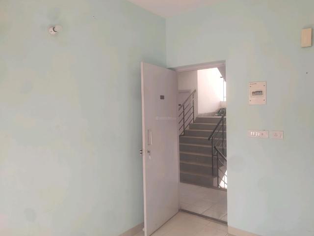 1 BHK Apartment in New Town for rent Kolkata. The reference number is 18584561
