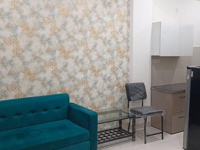 1 BHK Apartment in Nipania for rent Indore. The reference number is 20707692