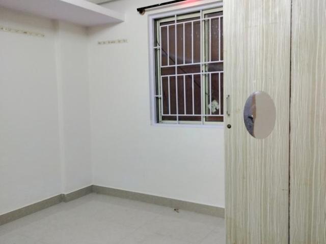 1 BHK Apartment in S.G. Palya for rent Bengaluru. The reference number is 18976272