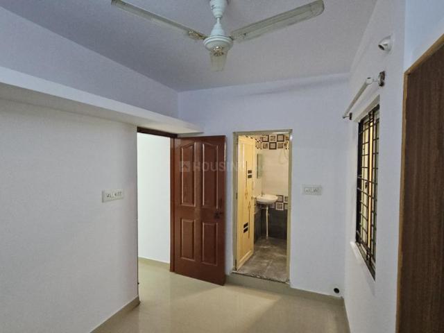 1 BHK Apartment in S.G. Palya for rent Bengaluru. The reference number is 20490357
