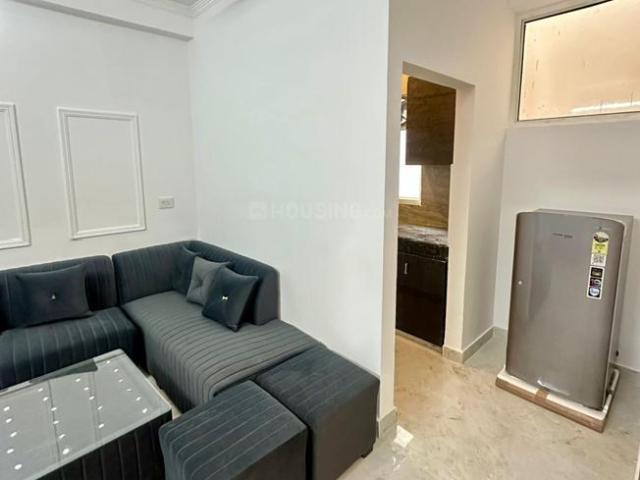 1 BHK Apartment in Saket for resale New Delhi. The reference number is 19533524