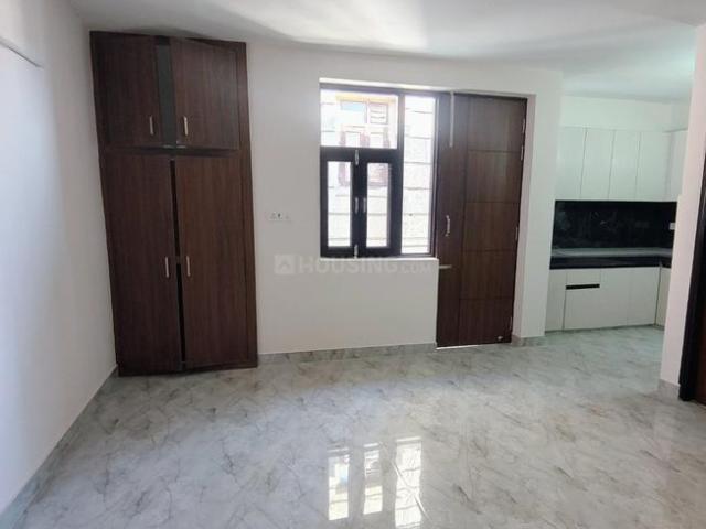 1 BHK Apartment in Saket for resale New Delhi. The reference number is 20236540
