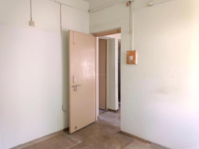 1 BHK Apartment in Santoshpur for resale Kolkata. The reference number is 18885677
