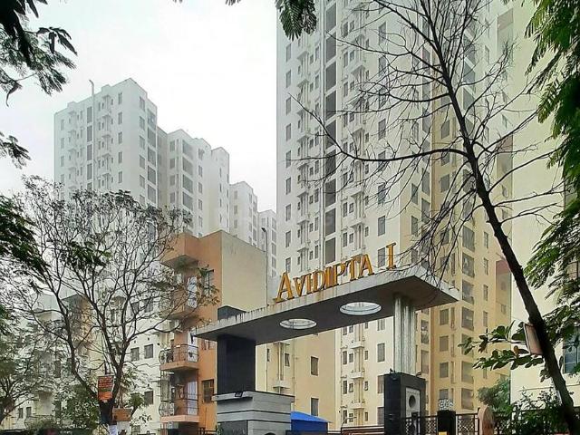 2 BHK Apartment in Santoshpur for resale Kolkata. The reference number is 19995526