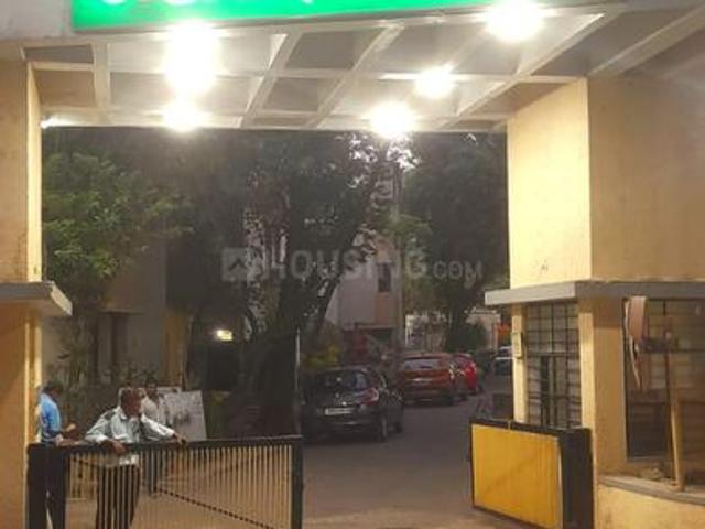1 BHK Apartment in Santoshpur for resale Kolkata. The reference number is 20193211