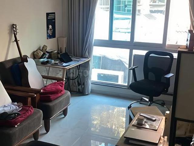 1 BHK Apartment in Santacruz East for resale Mumbai. The reference number is 20710392