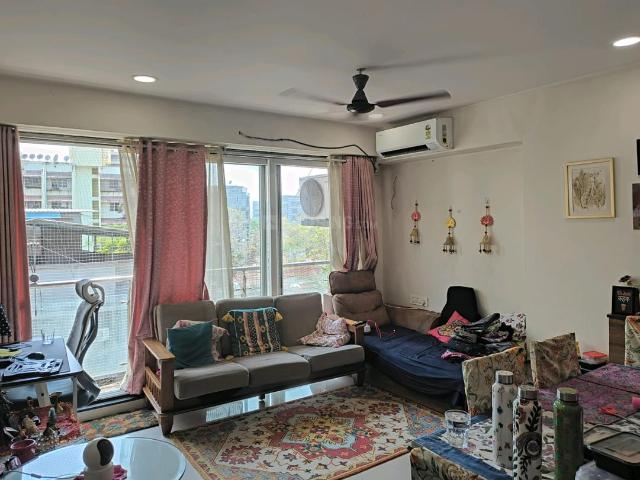 1 BHK Apartment in Santacruz East for resale Mumbai. The reference number is 20236651