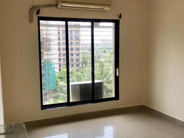 1 BHK Apartment in Santacruz East for resale Mumbai. The reference number is 6303055
