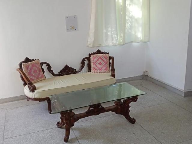1 BHK Apartment in Sarita Vihar for rent New Delhi. The reference number is 19253691