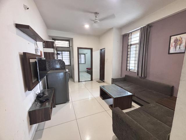 1 BHK Apartment in Scheme No 114 for rent Indore. The reference number is 20456153