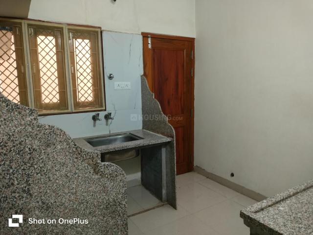 1 BHK Apartment in Scheme No 114 for rent Indore. The reference number is 20052975