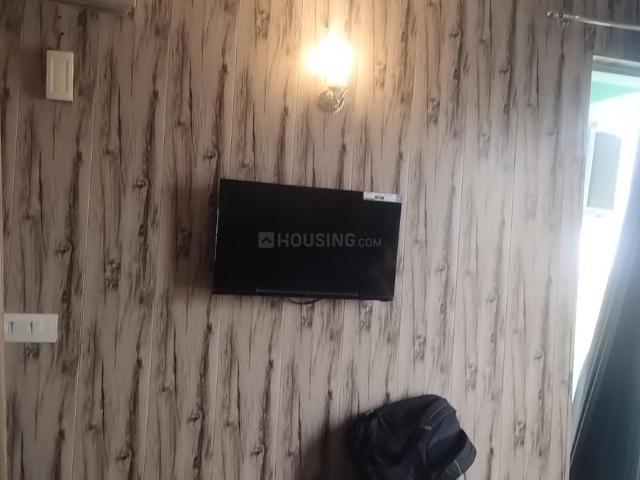 1 BHK Apartment in Sector 143 for rent Noida. The reference number is 20456301