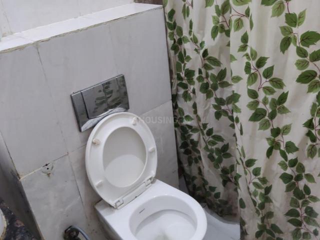 1 BHK Apartment in Sector 143B for rent Noida. The reference number is 20676428