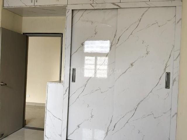 1 BHK Apartment in Sector 14 Dwarka for rent New Delhi. The reference number is 16018604