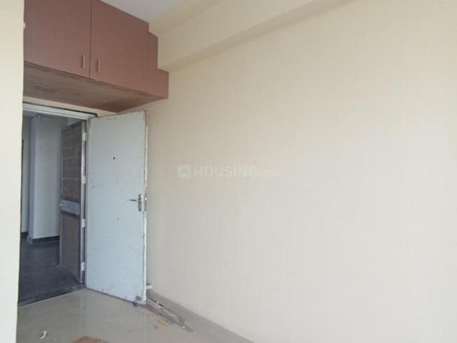 1 BHK Apartment in Sector 14 Dwarka for rent New Delhi. The reference number is 19798610
