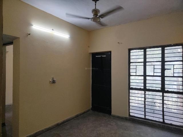 1 BHK Apartment in Sector 14 Dwarka for resale New Delhi. The reference number is 19345625
