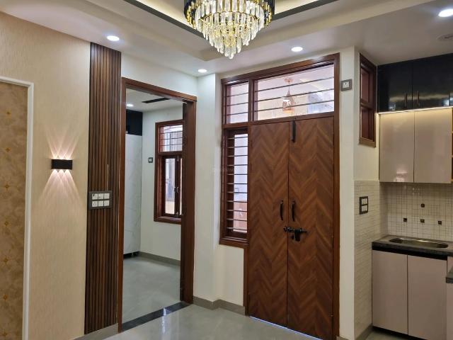 1 BHK Apartment in Sector 15 Dwarka for resale New Delhi. The reference number is 20114094