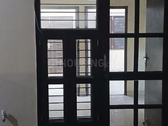 1 BHK Apartment in Sector 15 for rent Gurgaon. The reference number is 17120744