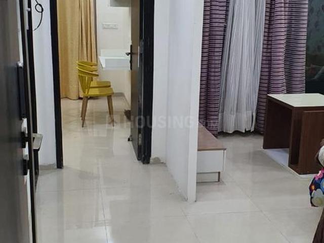 1 BHK Apartment in Sector 168 for rent Noida. The reference number is 19165987