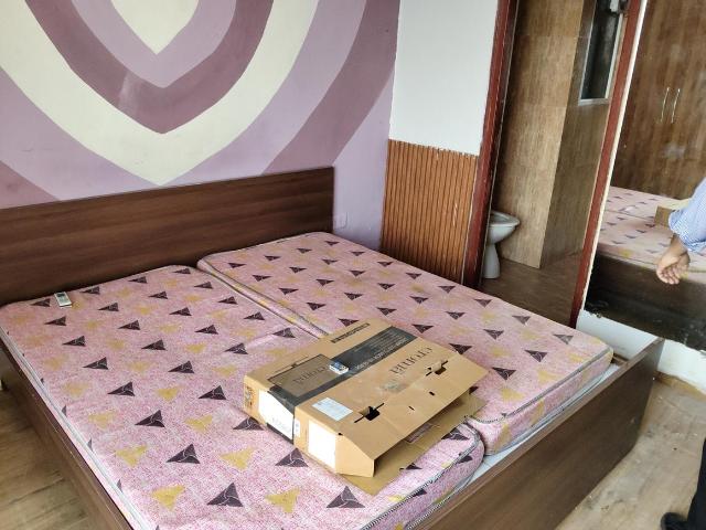 1 BHK Apartment in Sector 168 for rent Noida. The reference number is 19485698