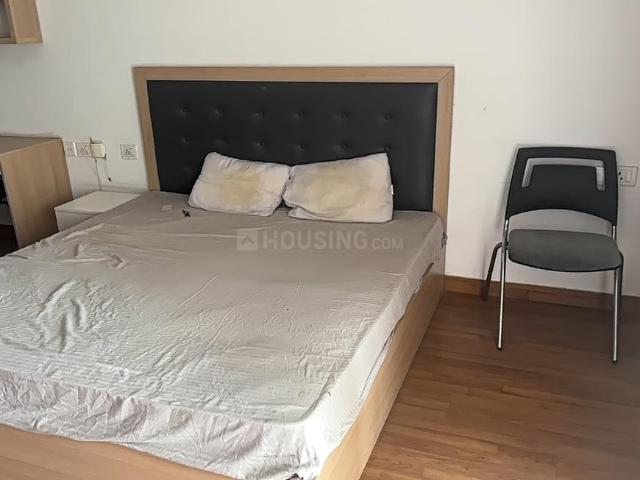 1 BHK Apartment in Sector 168 for rent Noida. The reference number is 19876008