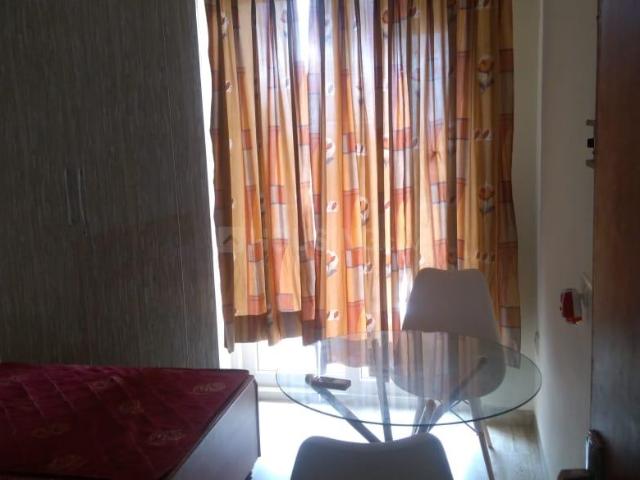 1 BHK Apartment in Sector 168 for resale Noida. The reference number is 5021626