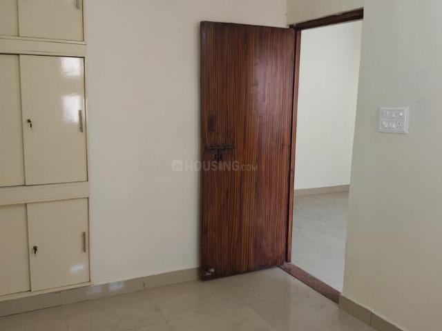 1 BHK Apartment in Sector 19 Dwarka for rent New Delhi. The reference number is 20428733