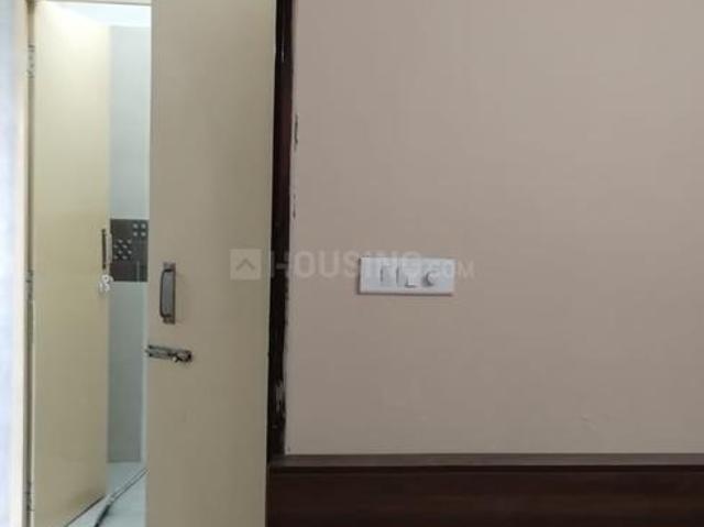 1 BHK Apartment in Sector 19 Dwarka for rent New Delhi. The reference number is 20720766