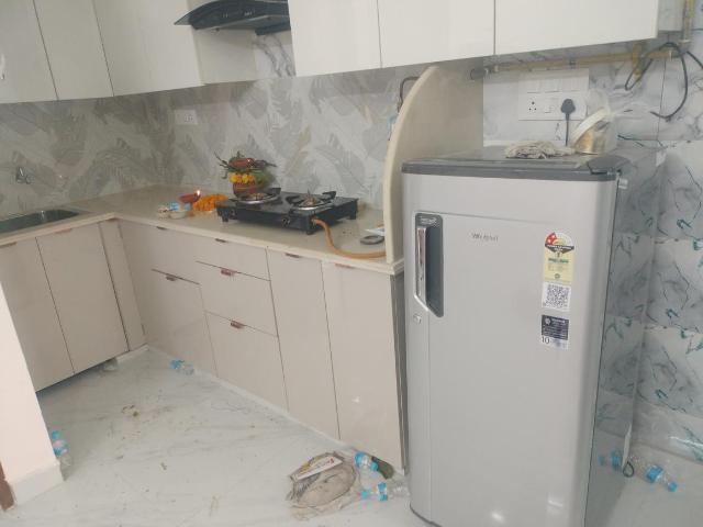 1 BHK Apartment in Sector 19 Dwarka for rent New Delhi. The reference number is 20193625