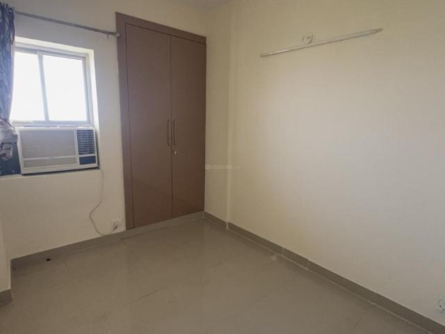 1 BHK Apartment in Sector 19 Dwarka for rent New Delhi. The reference number is 20339861