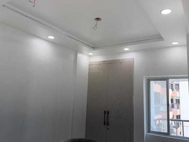 1 BHK Apartment in Sector 19 Dwarka for rent New Delhi. The reference number is 20373825