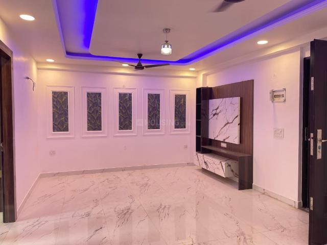 1 BHK Apartment in Sector 104 for resale Noida. The reference number is 20242417